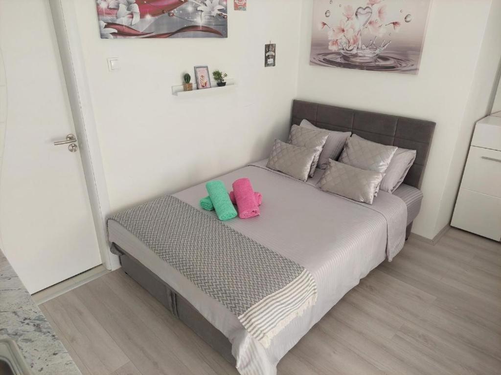 City Lux Square Apartment Skopje Exterior photo
