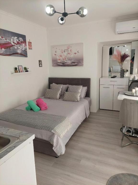 City Lux Square Apartment Skopje Exterior photo